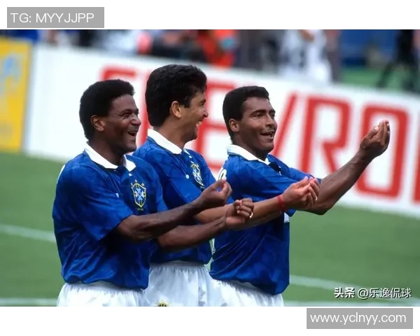 足球场上最疯狂球星庆祝瞬间盘点 从头到脚的震撼狂欢与激情四溢 足球场上最疯狂球星庆祝瞬间盘点 从头到脚的震撼狂欢与激情四溢